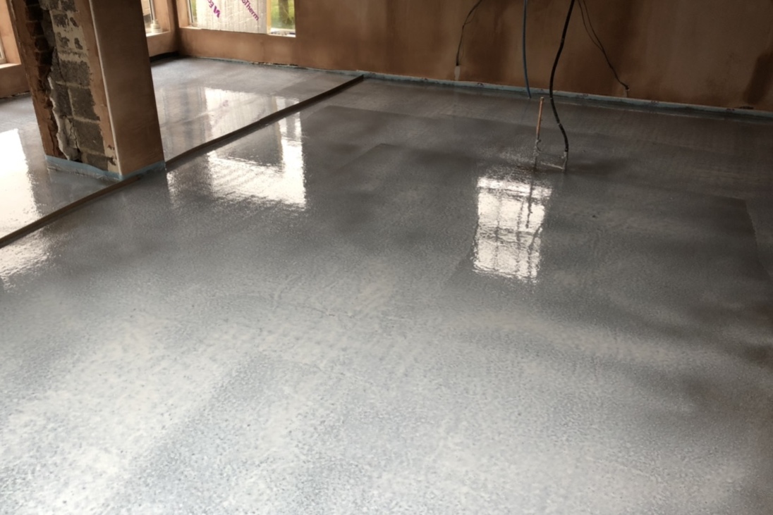 fast drying cement based screed